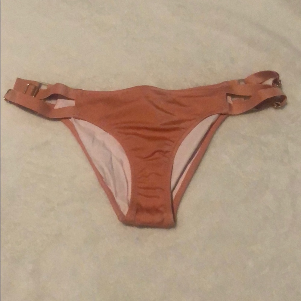 NWOT HAH Chic-Ini bikini bottoms